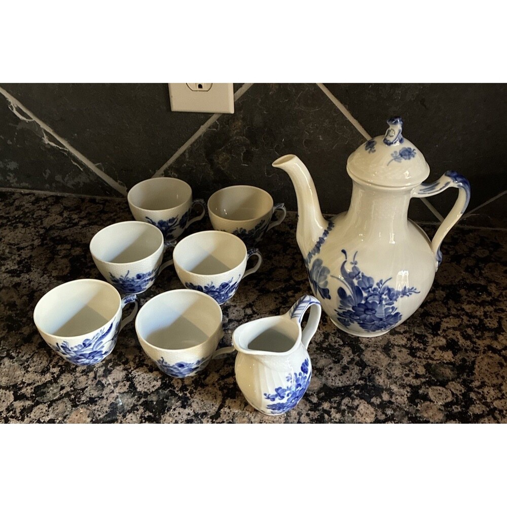 Royal Copenhagen Blue Flower Curved Coffee Pot Creamer 6 Cups 1870 1517 1st Qty